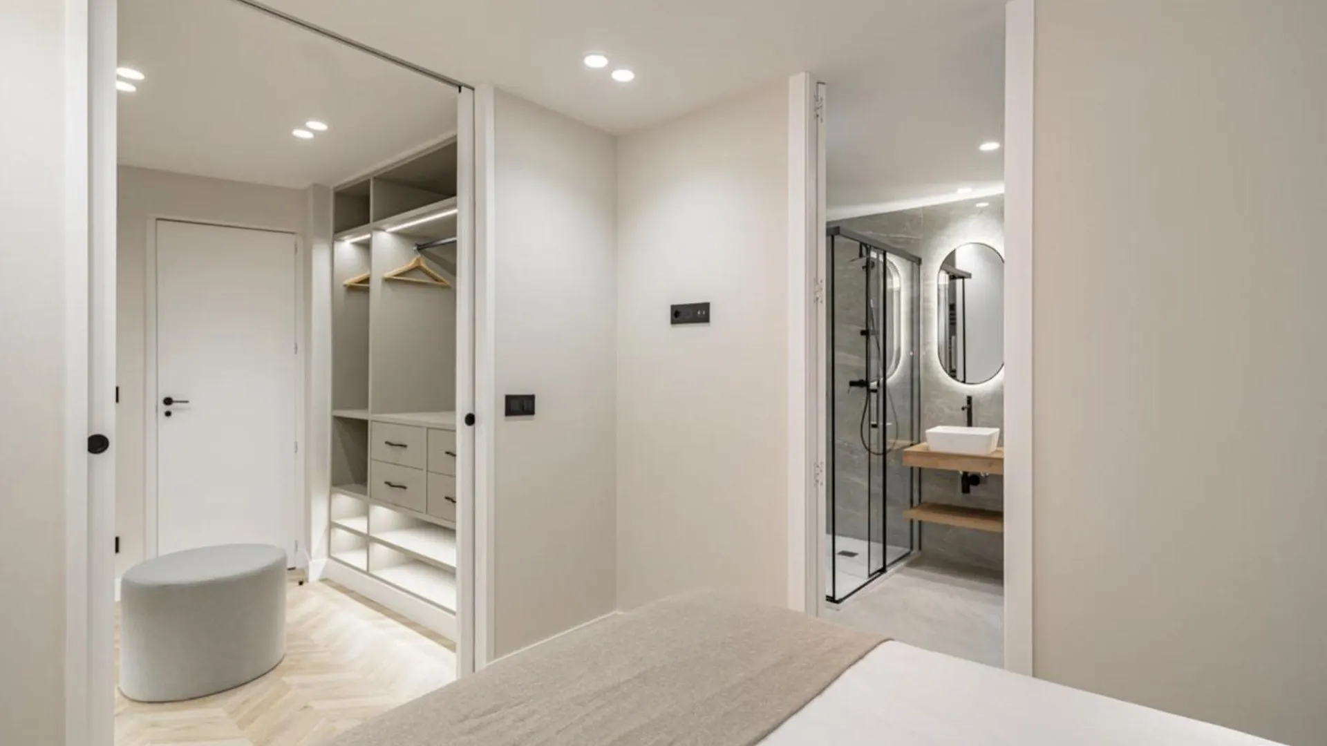 Cosy And Stylish Apartment In A Lively Area Of Roma